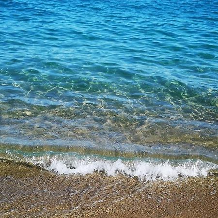 Apartamento Playa Santa Sussana Barcelona Санта-Сусанна Экстерьер фото