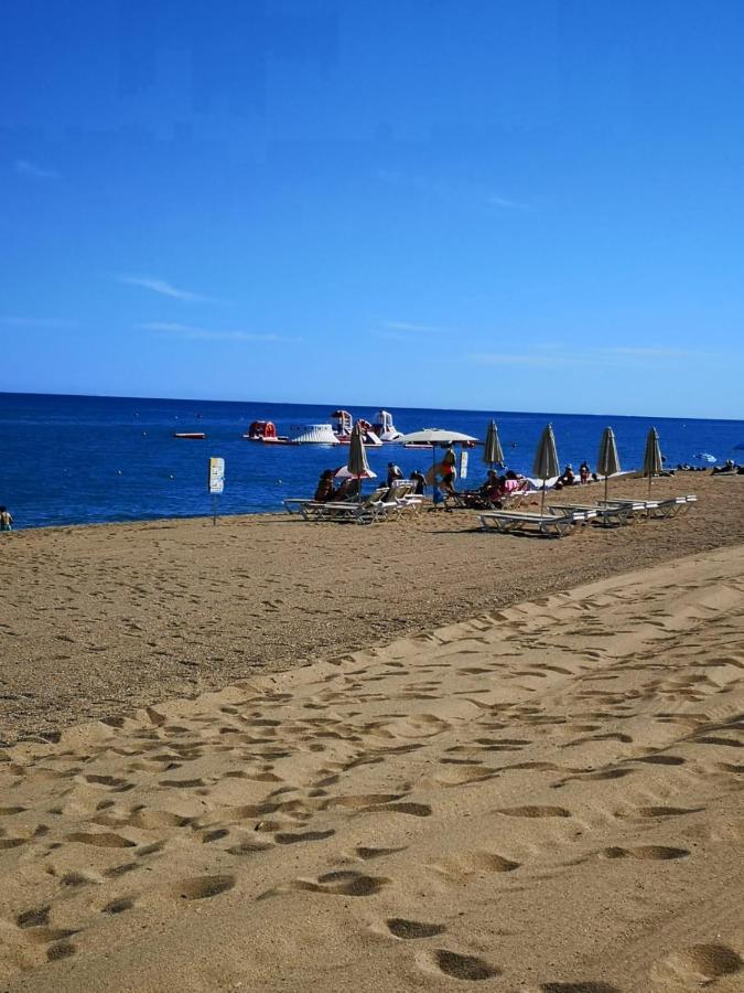 Apartamento Playa Santa Sussana Barcelona Санта-Сусанна Экстерьер фото